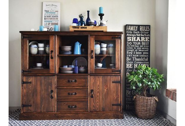 Rustikální kredenc Rustyk