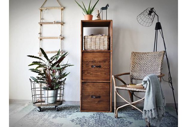 Masivní borovicový regál Rustyk 1/3