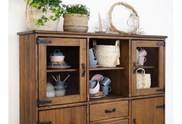 Masivní kredenc Rustyk