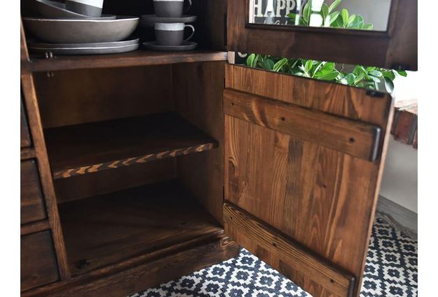 Police uvnitř skířňky