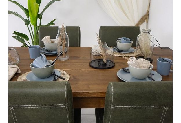 Masivní dřevěný stůl Rustyk 1