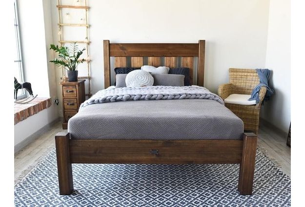 Vyvýšená postel Rustyk Mieszko II 140 x 200 cm