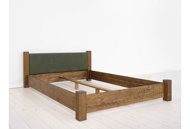 Borovicová postel Ziemowit 160 x 200 cm