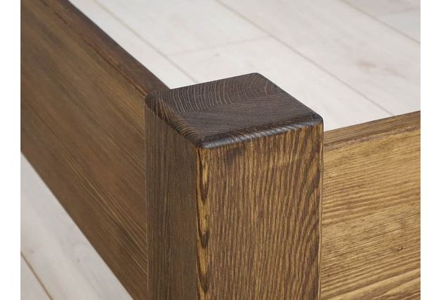 Borovicová postel Ziemowit 160 x 200 cm