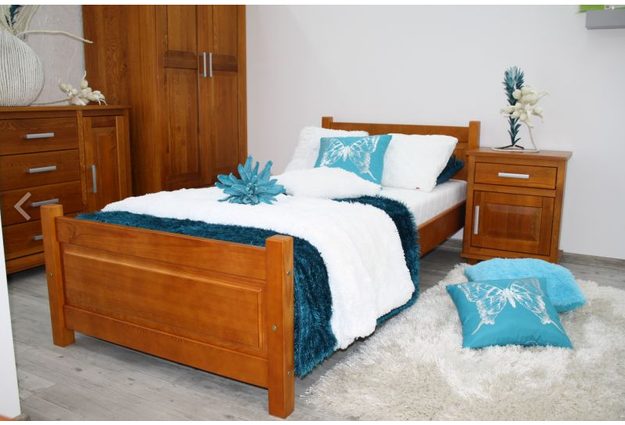 Borovicová postel Lena 80 x 200 cm