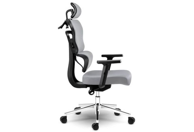 Kancelářská židle Nicea – pohodlné čalouněné sedadlo a síťovaný opěrák