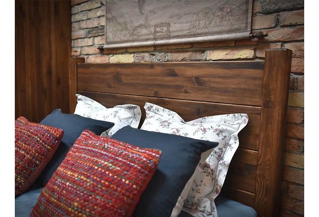 Posteľ Rustyk Dobromir 140 x 200 cm