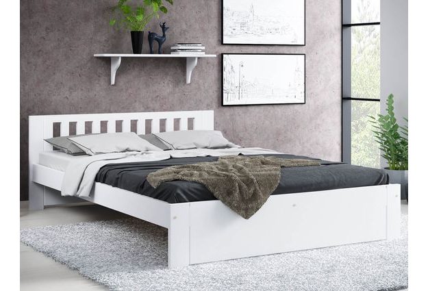 Bílá postel Molly 140 x 200 cm