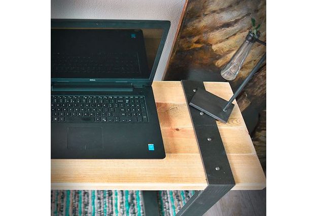 Konzole / stolek Factory 1