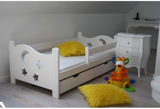 bílý lak (šuplík není v ceně)