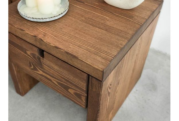 Noční stolek Marika 4