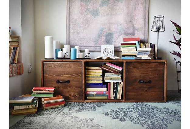 Masivní borovicový regál Rustyk 1/3