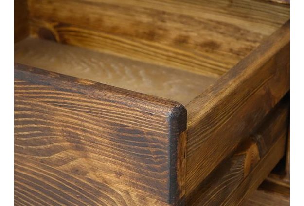 Masivní tv stolek Rustyk 1