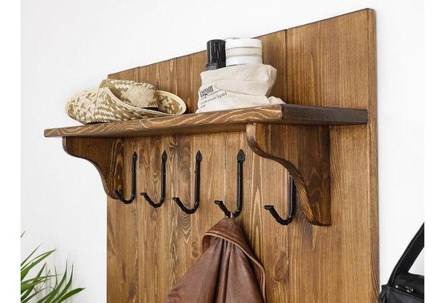 Panel s vešiakmi Rustyk