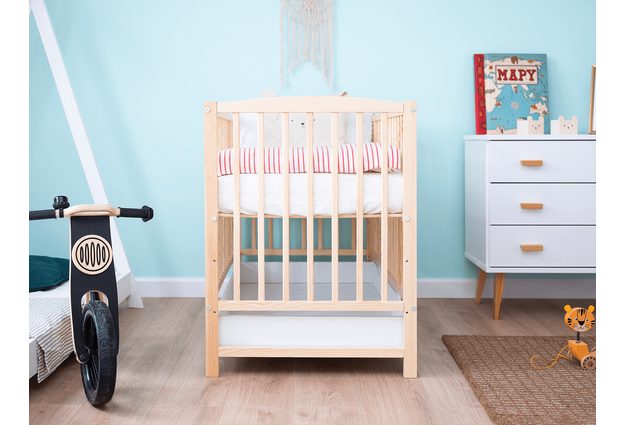Borovicová dětská postýlka Baby Classic