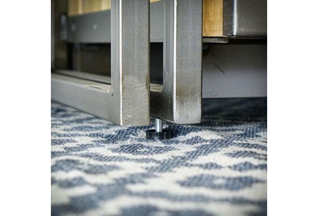 TV stolek Steel wood se dvěma šuplíky