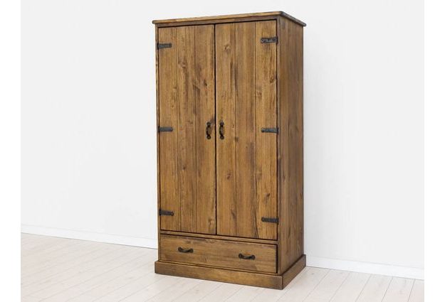 Masivní skříň Rustyk 105 cm