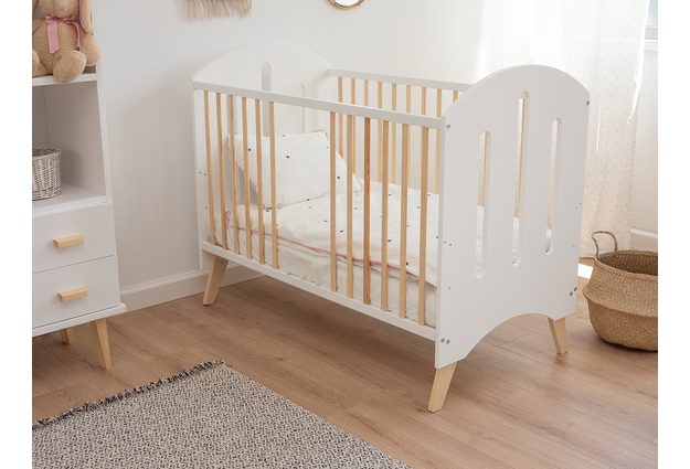 Bílá dětská postýlka Baby Dream 60 x 120 cm