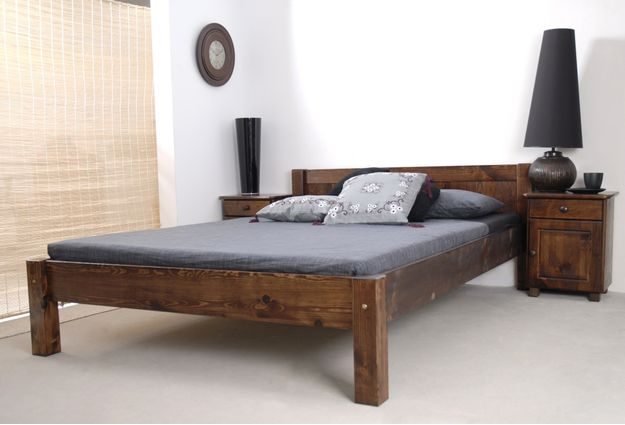 Borovicová postel Wiktoria 120 x 200 cm