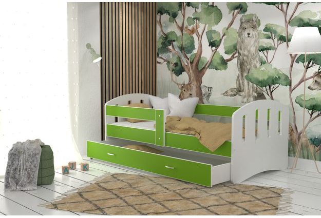 Stylová dětská postel Happy 90×200 cm s oblými hranami a výřezy