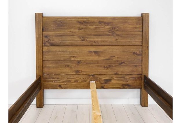 Posteľ Rustyk Dobromir 160 x 200 cm