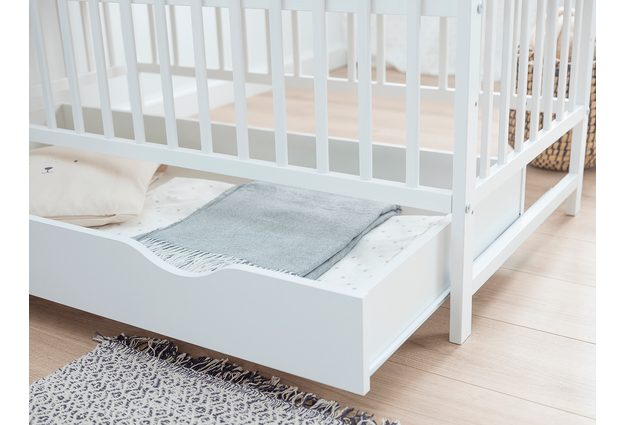 Borovicová dětská postýlka Baby Classic