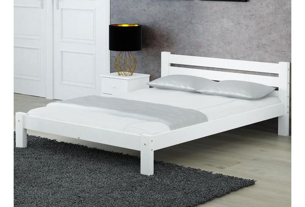 Borovicová postel Daila 140 x 200 cm