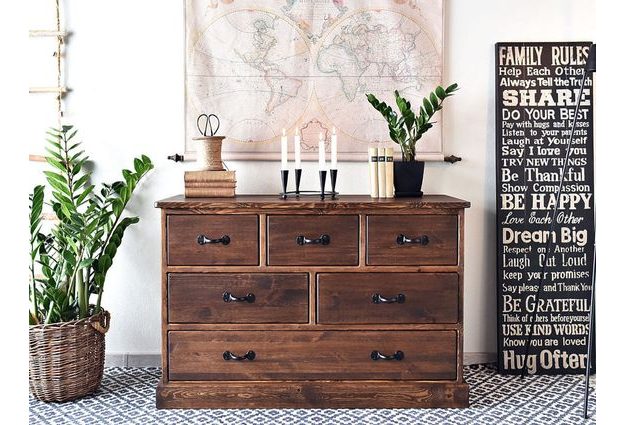 Masivní komoda Rustyk 3/6