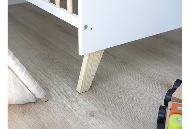 Bílá dětská postýlka Baby Happy 60 x 120 cm