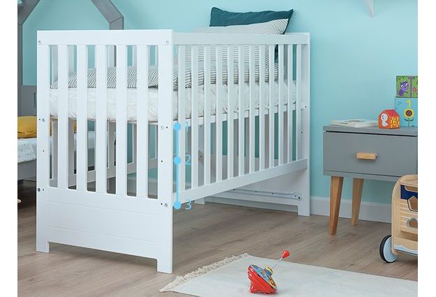 Bílá dětská postýlka Baby Sleep 60 x 120 cm