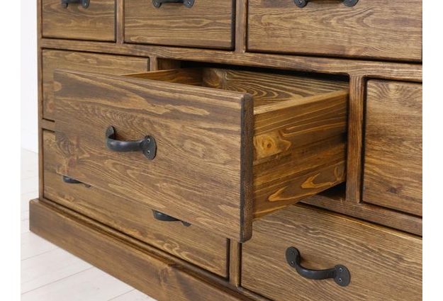 Masivní komoda Rustyk 3/9