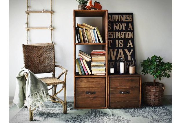 Masivní borovicový regál Rustyk 1/3