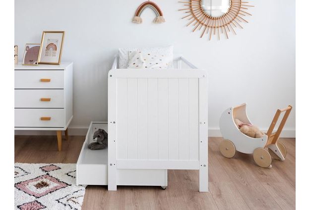 Bílá dětská postýlka Baby Magic 60 x 120 cm