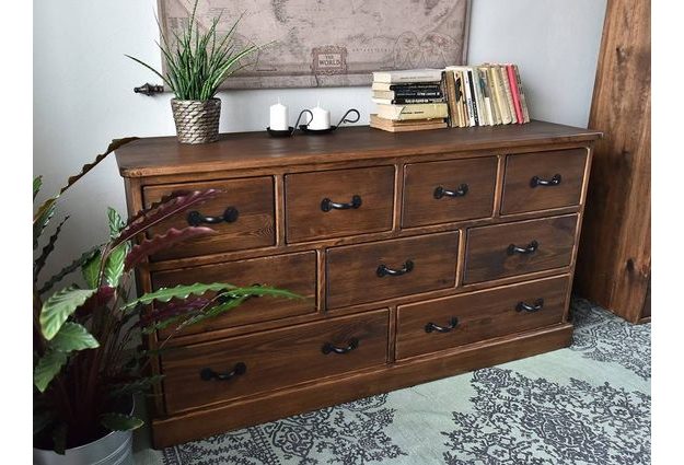 Masivní komoda Rustyk 3/9