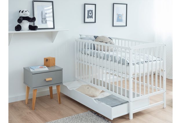 Borovicová dětská postýlka Baby Classic