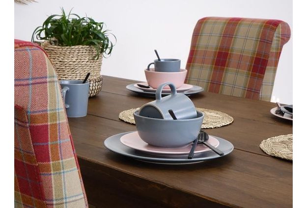 Masivní dřevěný stůl Rustyk 3