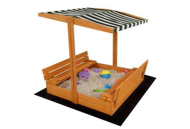Uzavíratelné pískoviště pro děti s lavičkami a stříškou, impregnované pro ochranu před vlhkostí a zajištění bezpečného hraní na zahradě