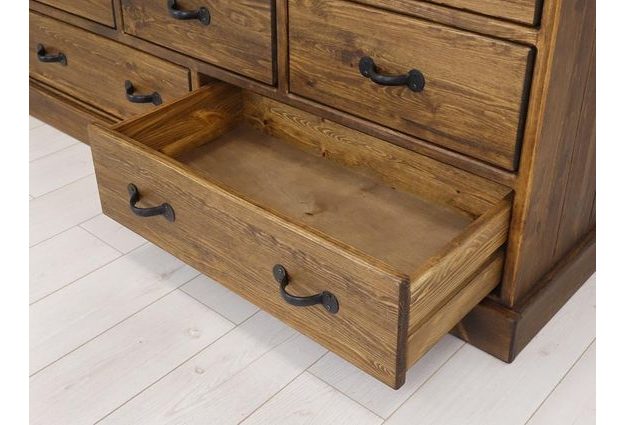 Masivní komoda Rustyk 3/9