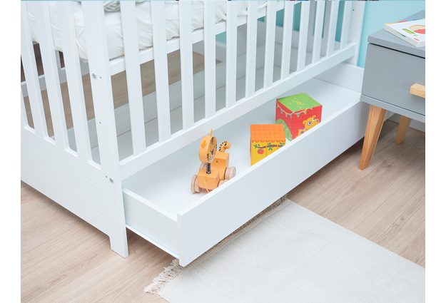 Bílá dětská postýlka Baby Sleep 60 x 120 cm