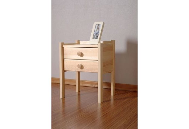 Borovicový noční stolek IDA