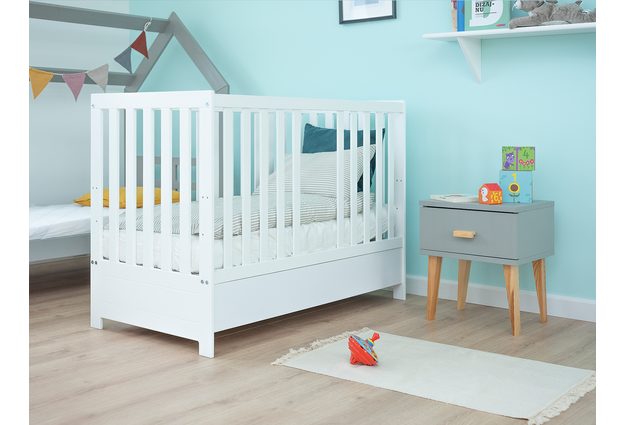 Bílá dětská postýlka Baby Sleep 60 x 120 cm