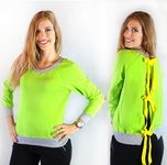 Dámská halenka s mašlemi na zádech