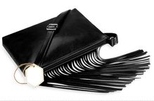 Stylová dámská kabelka s třásněmi NAPPA - černá