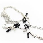 Svorky na řetězu BDSM