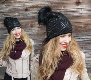 Dámská čepice s lesklým vzorem - Black & Silver