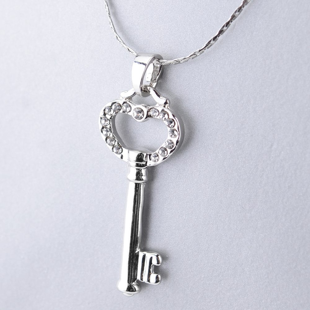 Swarovski náhrdelník klíč s krystal kamínky Swarovski náhrdelník klíč s krystal kamínky