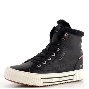 Mustang vyteplená šnurovacia členková obuv na platforme čierna 1442-601-009