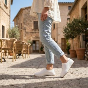 Looke kožené perforované polobotky Leonore White L1051_03