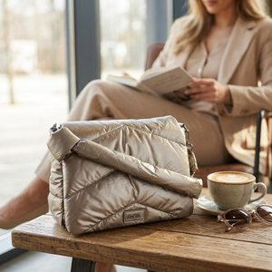 Ara prošívaná kabelka se dvěma popruhy Nele silky moon-met 16-22106-62