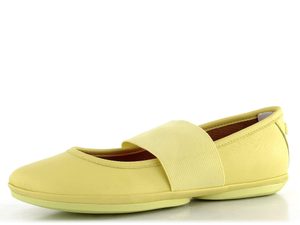 Camper baleríny s páskem světle žluté 21595-260